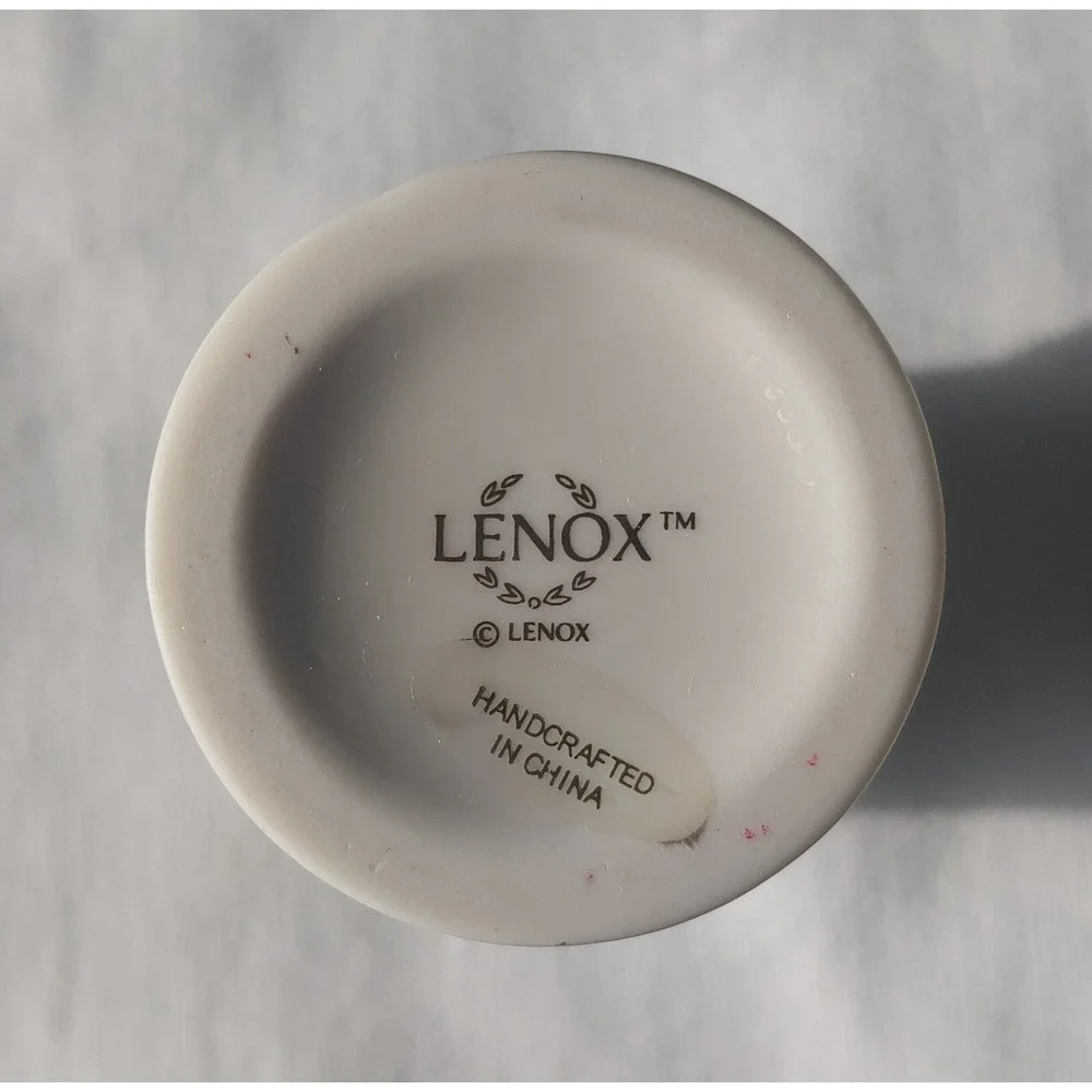Lenox Rose Blossom Vase, Fine China 24 KT Gold Trim 7 1/2